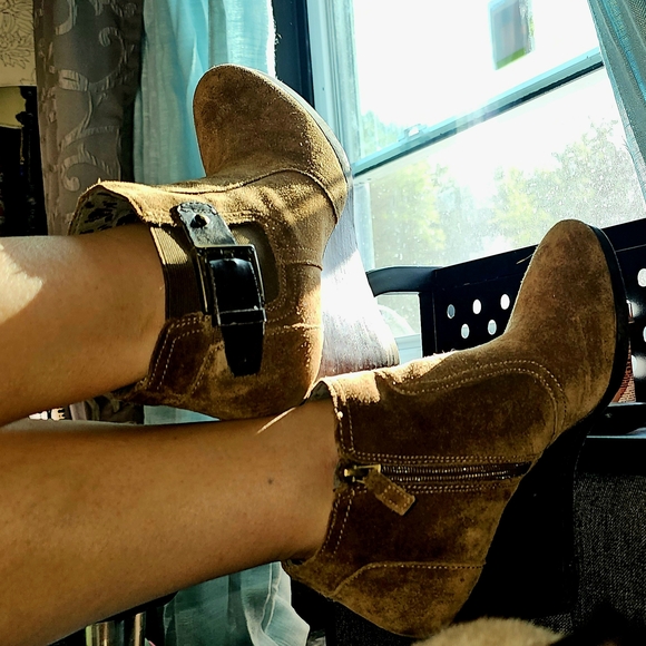 Franco Sarto Tan Suede Ankle Booties - Picture 1 of 7